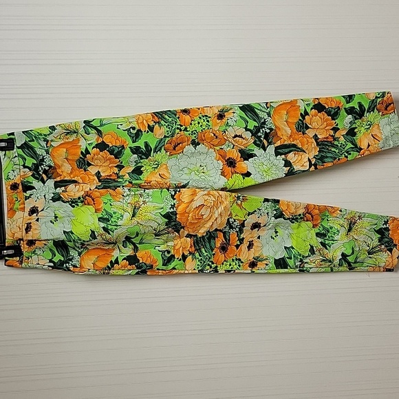 ASOS Edition women's  Floral High-Waisted Pants,  Sz 2. New With Tags Cotton - Picture 4 of 6